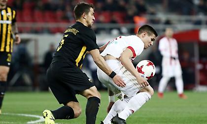 Σταματέλος: «Ο Ολυμπιακός πρέπει να λύσει το πρόβλημα στην τελική προσπάθεια»