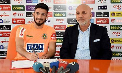 Βιγιαφάνιες: «Να βοηθήσω την Αλάνιασπορ να πετύχει»