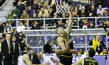 Ύψωσε «πύργους» στα δυο στενά η ΑΕΚ