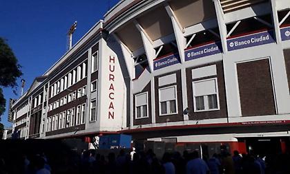 Φάρσα το τηλεφώνημα για βόμβα, κανονικά το Ουρακάν-Ρίβερ