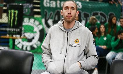 Πίκαρε τον Ολυμπιακό ο Λοτζέσκι (pic)