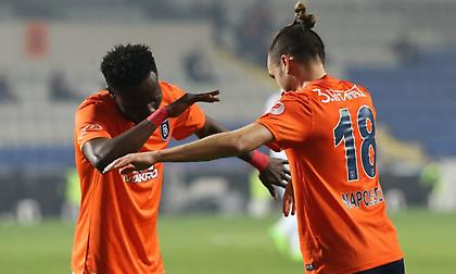 Άνοιξε τον δρόμο για το πάρτι κορυφής της Μπασάκ ο Ναπολεόνι (video)