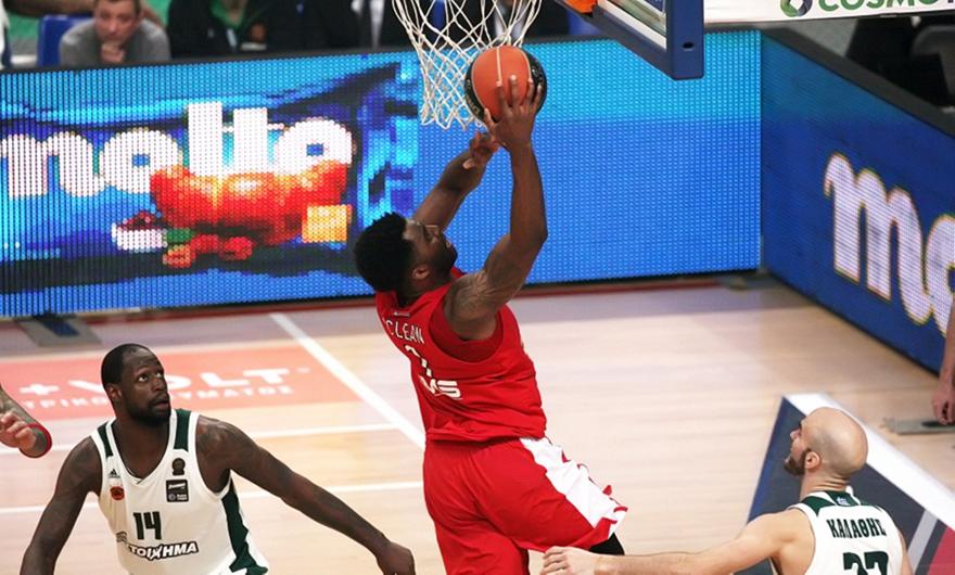 ΜακΛίν: «Περήφανος που παίξαμε έτσι. Δεν θέλω να πω για τη διαιτησία»