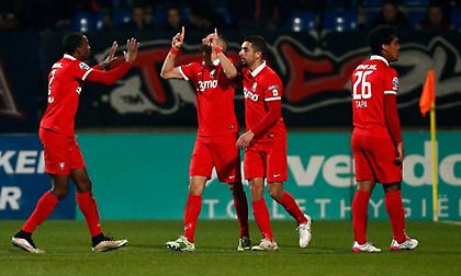 Άνετη πρόκριση για Τβέντε