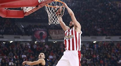 «Μαγικό» δεκάλεπτο για Ολυμπιακό και Σπανούλη