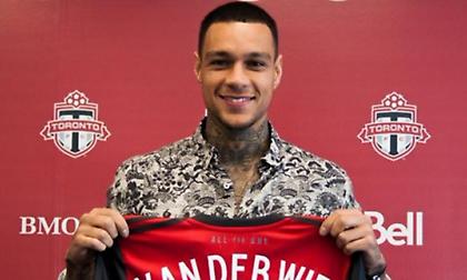 Πάει Καναδά ο Φαν Ντερ Βιλ