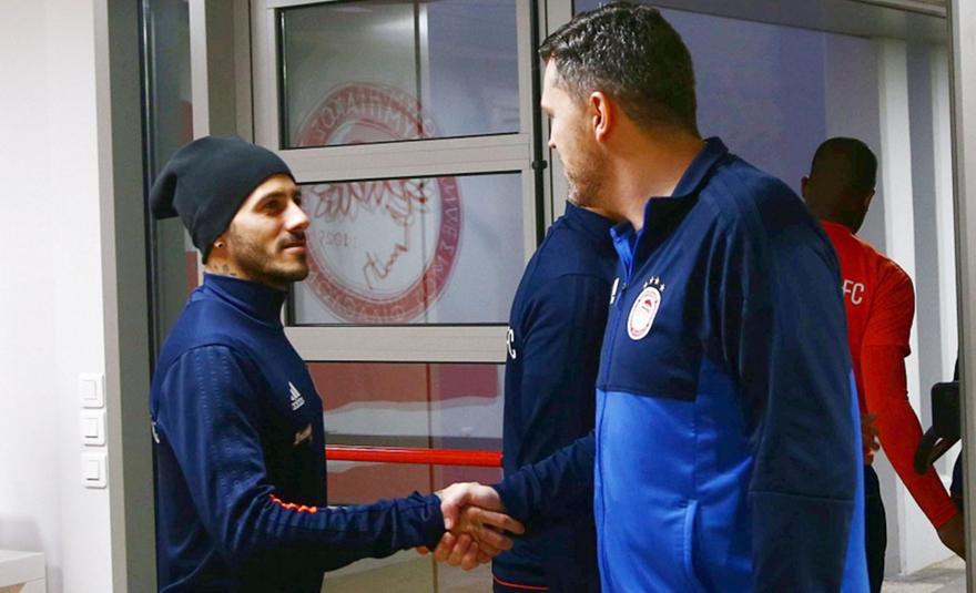 Σταματέλος: «Προβληματίζεται για τα άκρα της άμυνας ο Γκαρθία»