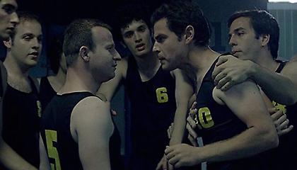 Ο Μόσχος ζήτησε να του πάρουν την πλακέτα στον τάφο… μαζί με τα λουλούδια!