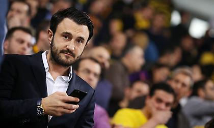 Καρυπίδης: «Έχει καταντήσει αηδία αυτό με τη διαιτησία»