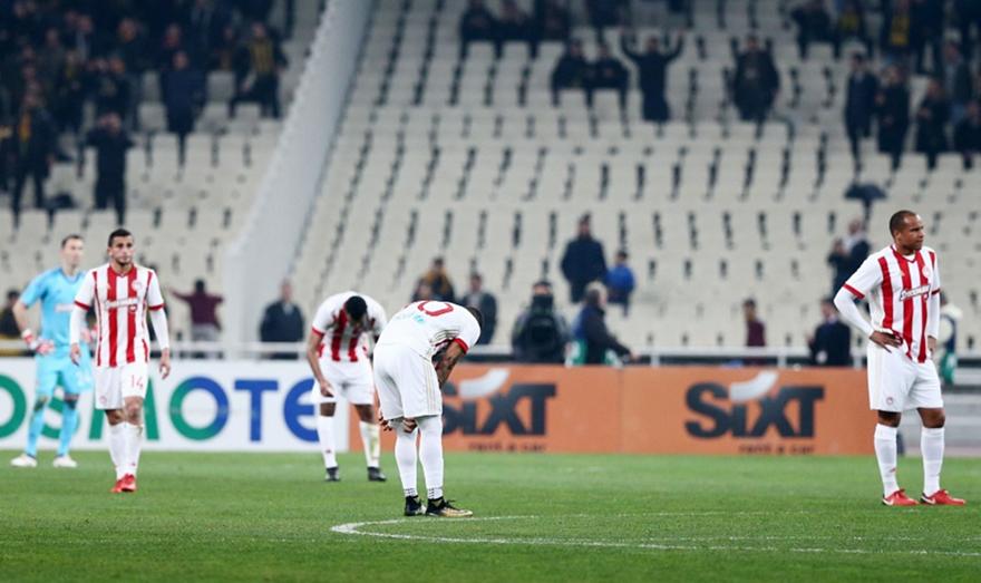 Απογοήτευση και παράπονα για τους παίκτες στον Ολυμπιακό