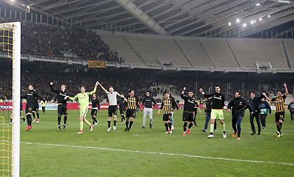 Χαρείτε, αλλά πρωτάθλημα χωρίς κόσμο με Αστέρα και Ξάνθη, η ΑΕΚ δεν παίρνει