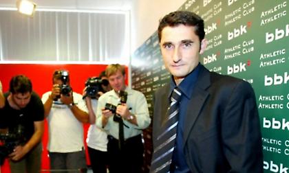 Το πρώτο τρόπαιο του Ερνέστο Βαλβέρδε ήταν το World Club Cup U14 με τον Χονάν