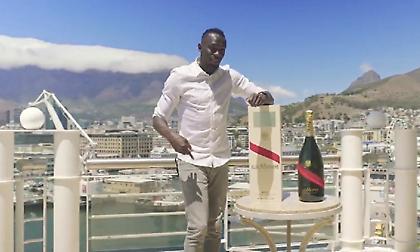 Κερνάει… σαμπάνιες τους Ολλανδούς ο Μπολτ!