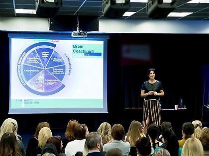 Pamela Caravas: Το ζητούμενο για το παιδί είναι η ισορροπία