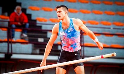 Επόμενη στάση Τόρουν για Φιλιππίδη, Καραλή