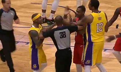 «Κοκορομαχία» και αποβολή για Τόμας και Ρόντο (video)