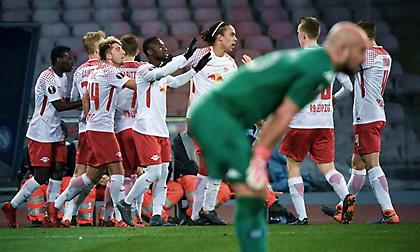 «Τυφώνας» Λειψία… σάρωσε τη Νάπολι!