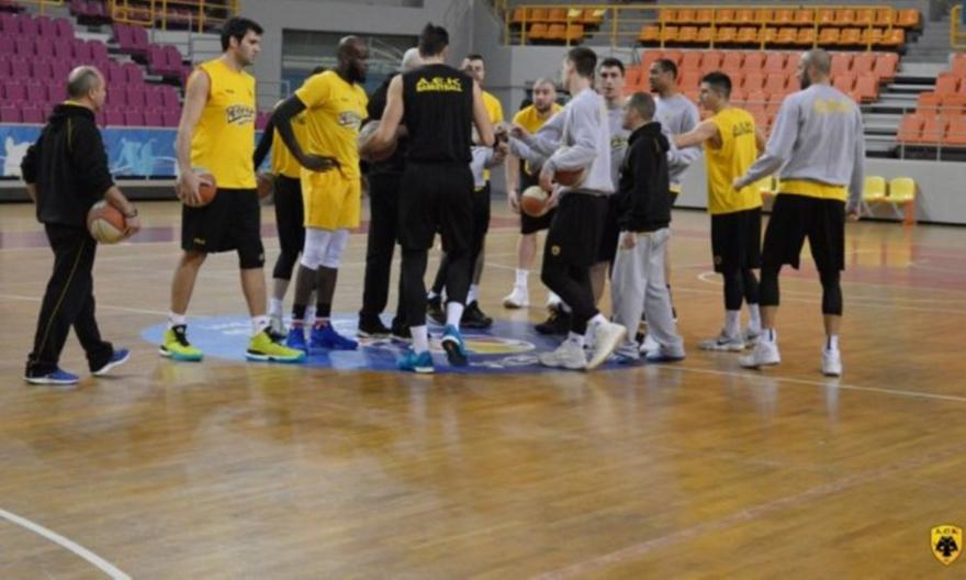 Χαλαρά ο Λαρεντζάκης στην ΑΕΚ