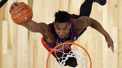 Μεγάλη νίκη του Μίτσελ στον διαγωνισμό καρφωμάτων!