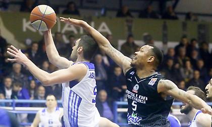 Ρεκόρ για Περιστέρι, άλωσε το Ιβανώφειο ο Απόλλων Πάτρας