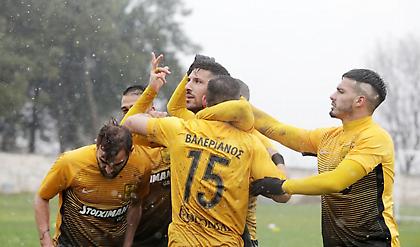 Έκανε νέο πάρτι στη βροχή ο Άρης