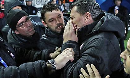 Βαράτε, ρε, δεν τρέχει τίποτα