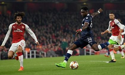 Σούπερ deal του Ερυθρού Αστέρα για την πώληση του Μποάκι