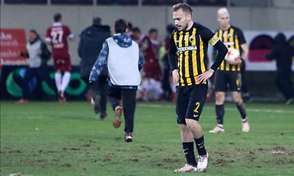 Μπακάκης: «Παίχτηκε ξύλο και όχι ποδόσφαιρο»