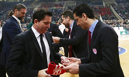 Live streaming: Η συνέντευξη Τύπου Πασκουάλ και Σφαιρόπουλου