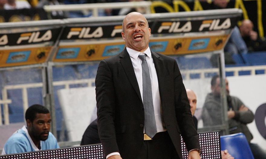 Λυκογιάννης: «Χάσαμε από την ΑΕΚ λόγω πάγκου. Κάνουμε τον… σταυρό μας που βρήκαμε τον Γιανγκ»