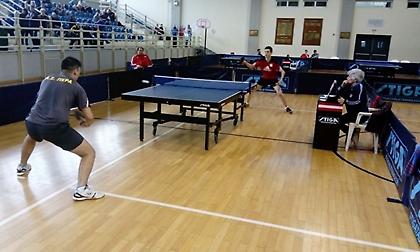 Εκπλήξεις, θέαμα, αλλά και σημαντικές απουσίες στην πρεμιέρα του Πανελληνίου πινγκ πονγκ