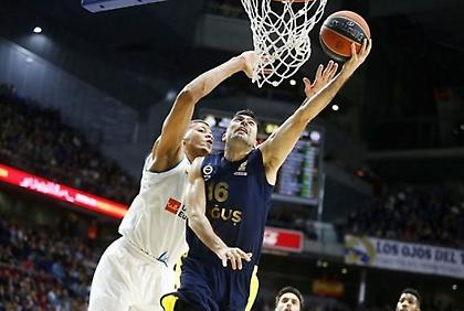 Σλούκας: «Με εμπιστεύτηκαν οι συμπαίκτες μου, μεγάλη νίκη για την ομάδα»