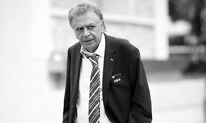 Έφυγε από τη ζωή ο Κωστάκης Κουτσοκούμνης!