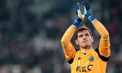 Αποθέωση για τον Κασίγιας στο «Άνφιλντ»