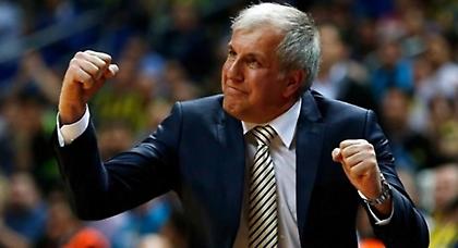 Ομπράντοβιτς: «Ο Σάρας κάνει εξαιρετική δουλειά φέτος»