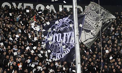Οπαδοί του ΠΑΟΚ σε γραφεία του ΣΥΡΙΖΑ!