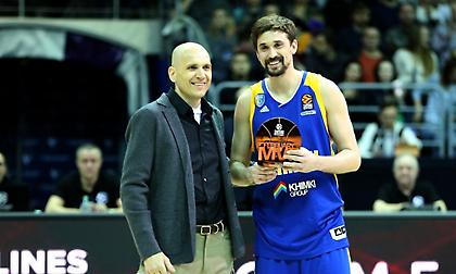 Παρέλαβε το βραβείο του MVP ο Σβεντ