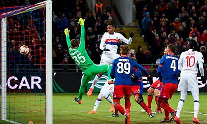 «Πάγωσε» την ΤΣΣΚΑ και πήρε προβάδισμα για τους «8» η Λιόν!