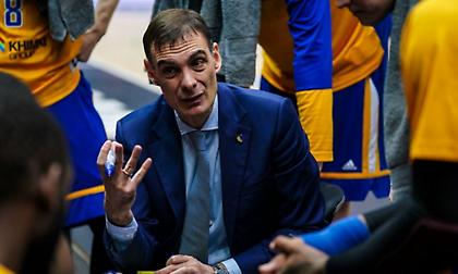 Μπαρτζώκας: «Έχει πρόβλημα η ομάδα όταν παίζει υπό πίεση»