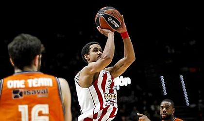 Χέρι… αλφάδι ο Ρόμπερτς: Καλύτερος όλων από τη «γραμμή της φιλανθρωπίας»!