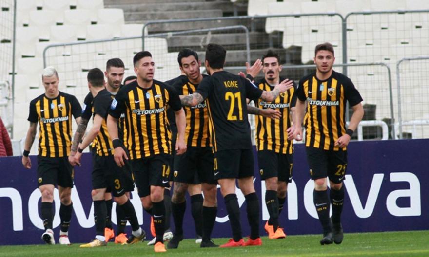 Συζήτησαν οι παίκτες της ΑΕΚ για την απόφαση: «Δεν αλλάζει τίποτα για εμάς»