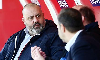 Καραπαπάς: «Χούντα»!
