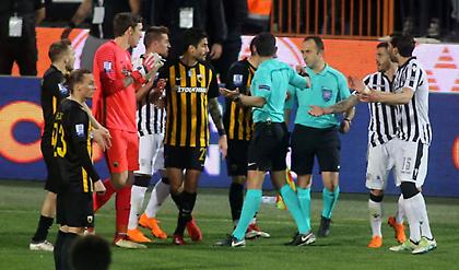 1-0 ο ΠΑΟΚ και διακοπή αποφάσισε ο Κομίνης