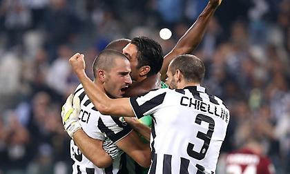 Ανανεώνει Μπαρτζάλι και Κιελίνι η «Γιούβε»