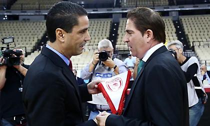 Τυχεροί που έχουν(με) Γιάννη και Τσάβι