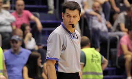 Οι διαιτητές του Ολυμπιακός-Μπαρτσελόνα