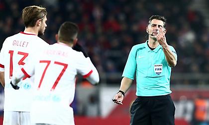 «Μην τρίβεσαι πάνω στην γκλίτσα του τσοπάνη»!