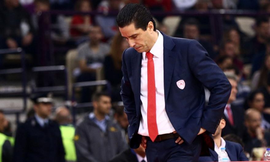 «Μήνυμα» στήριξης και αποθέωση για Σφαιρόπουλο