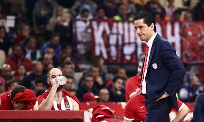 Σφαιρόπουλος: «Μερικοί βιάζονται, δεν πρέπει να προτρέχουμε»