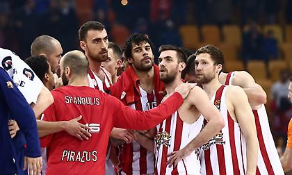 Προσγείωση και… διαβατήρια στις τσέπες